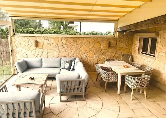 Przytulny Nad Jeziorem Dom wakacyjny Grojec Maly