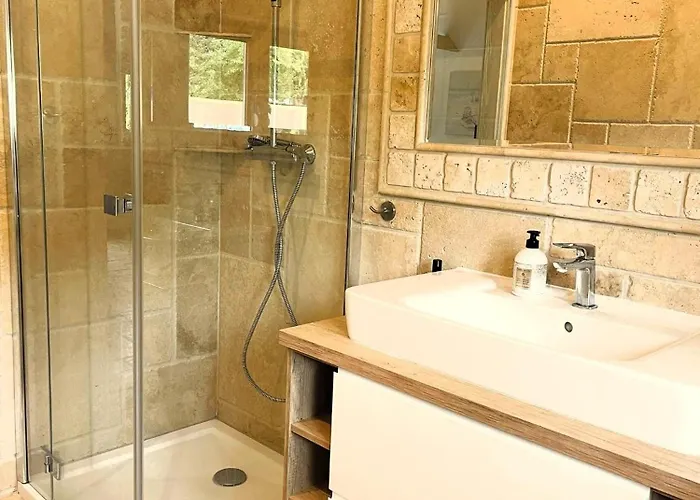 Dom wakacyjny Przytulny Nad Jeziorem Grojec Maly