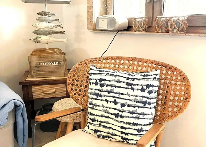 Przytulny Nad Jeziorem Dom wakacyjny *