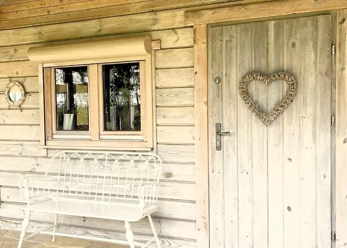 Dom wakacyjny Przytulny Nad Jeziorem